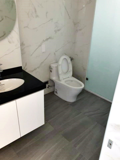 浴室翻修/磁磚舖設/衛浴設備安裝