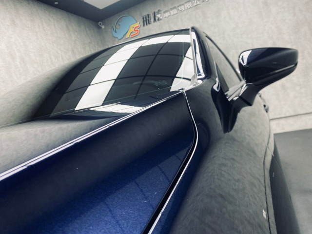 Mazda 3   迎風面施工頂級透明TPU自體修復膜 