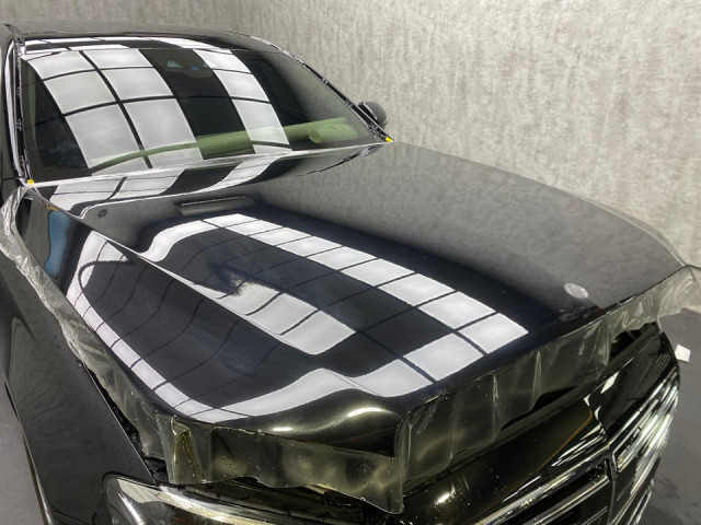 Mercedes-Benz E-Class Sedan E300   全車施工頂級透明TPU自體修復膜