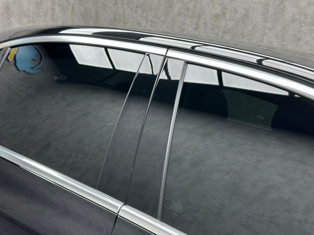 Mercedes-Benz E-Class Sedan E300   全車施工頂級透明TPU自體修復膜