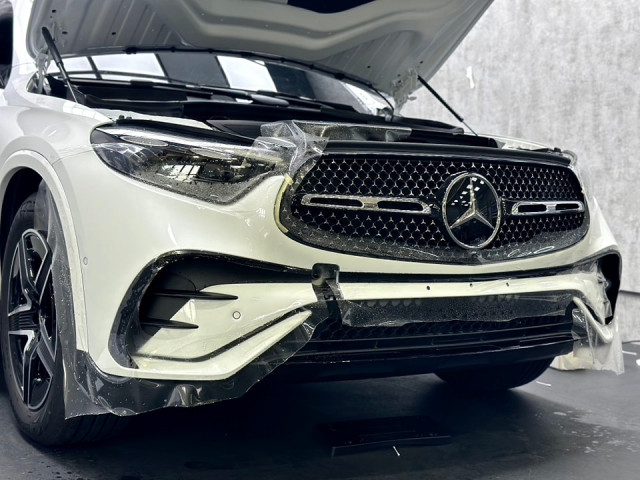 Mercedes-Benz GLC300 Coupe 4   Matic 全車施工頂級透明TPU自體修復膜