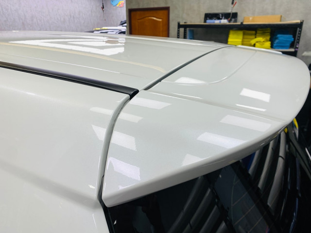 Honda Odyssey   全車施工頂級透明TPU自體修復膜