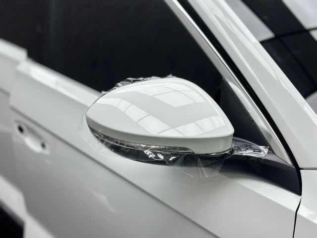Volkswagen T-ROC   全車施工頂級透明TPU自體修復膜 & 前後燈具施工頂級燻黑TPU自體修復膜