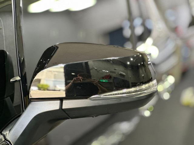Lexus LM300h  全車施工頂級透明TPU自體修復膜